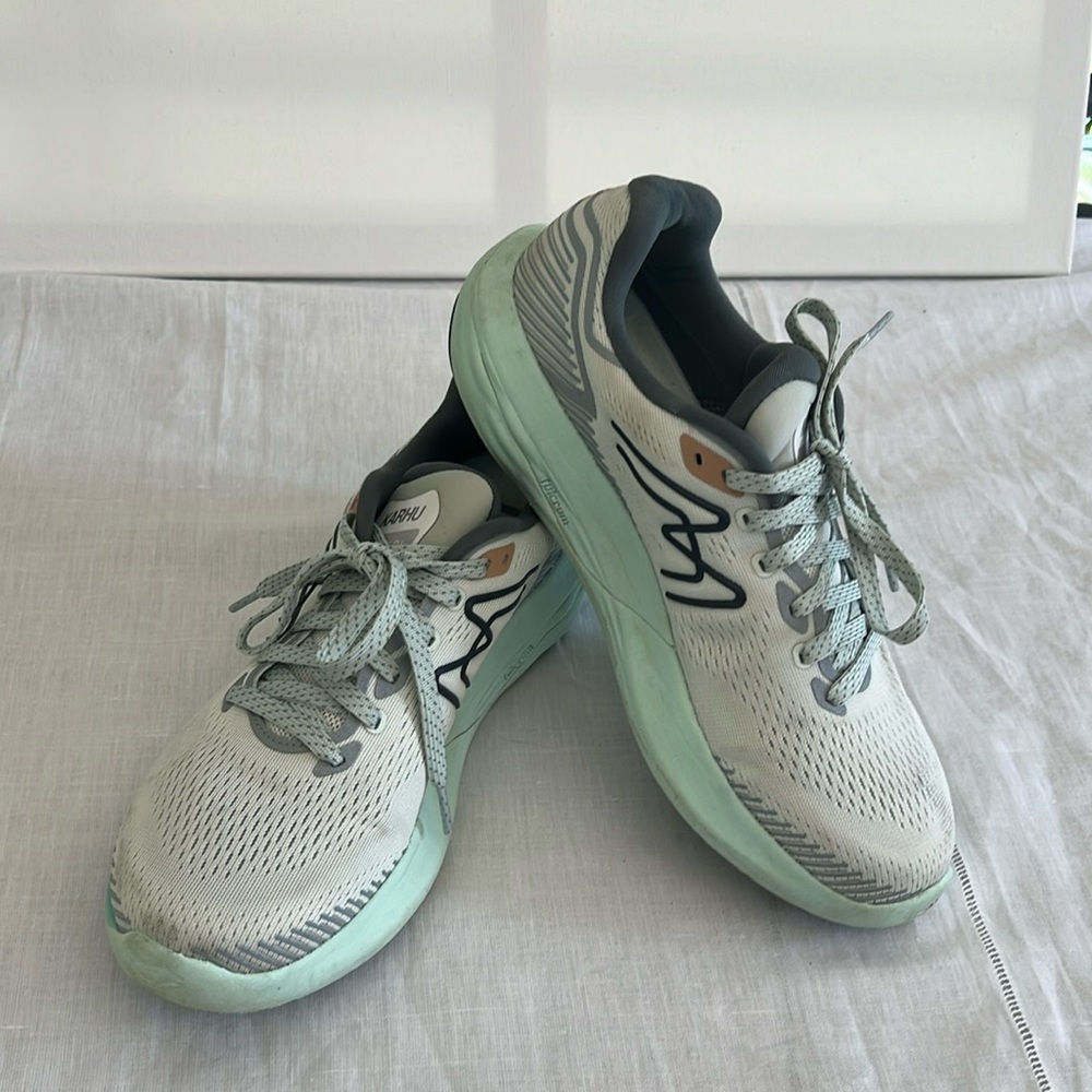 Karhu Ikoni 2.0 Blue Wash Ice Green Road-Running Sneakers Women’s Size 9.5
